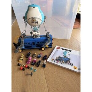 LEGO Battle Bus Fortnite Set 77073, Released 2024